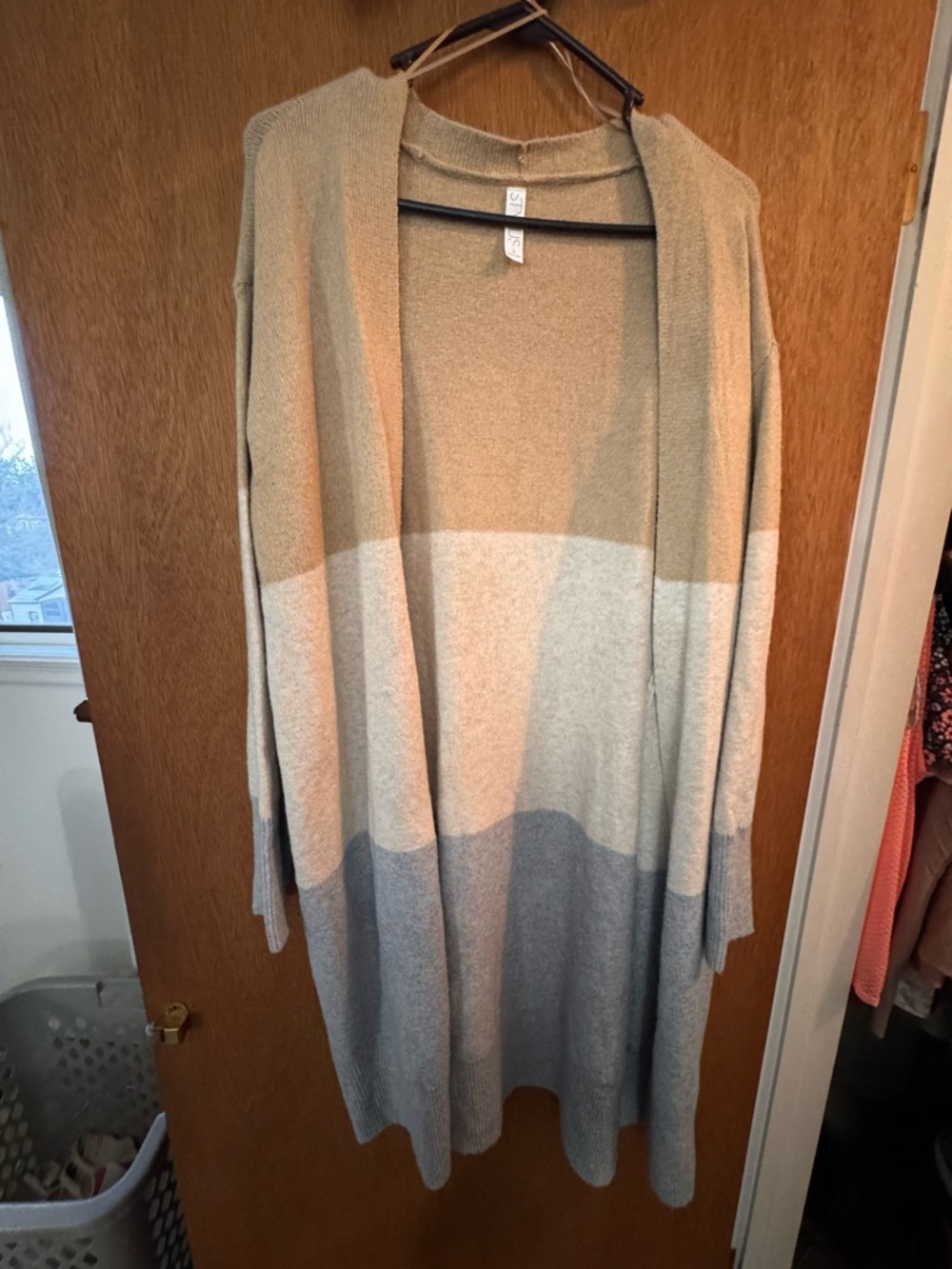 STYLUS Colorblock Open-Front Cardigan in Tan, Cream & Gray